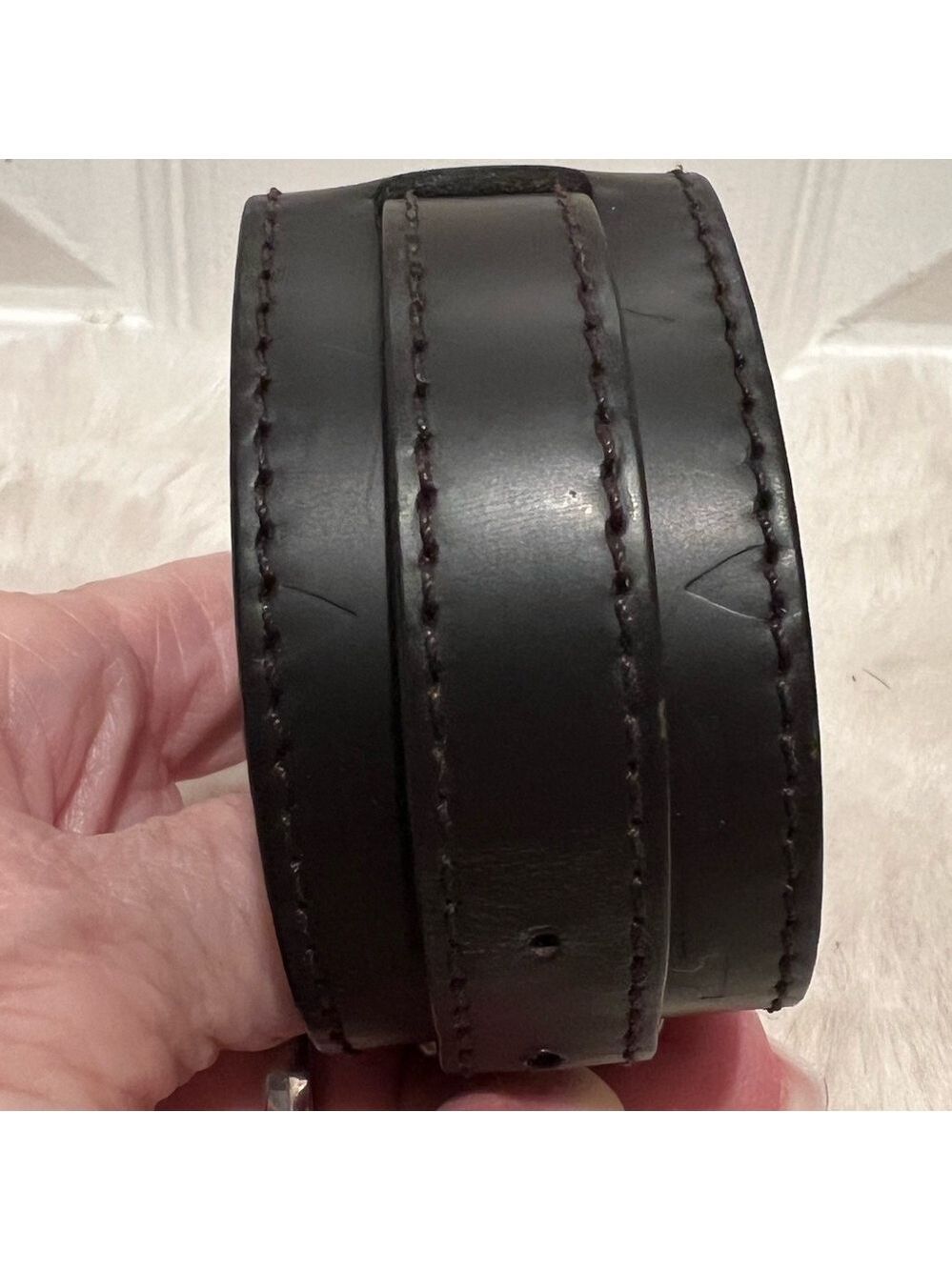 LOUIS VUITTON MONOGRAM GLASE FORCE WRAP LEATHER BRACELET. - Picture 8 of 15
